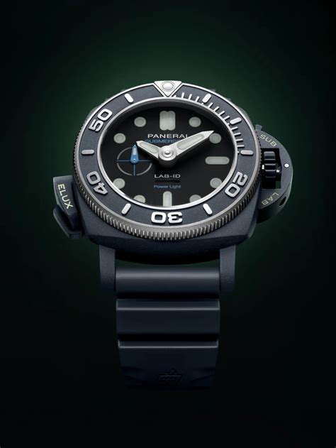 The Panerai Submersible Elux LAB